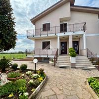 4 LOCALI A RIMINI