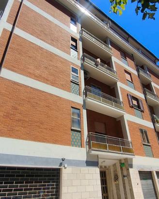 Appartamento con box in Via De Pretis