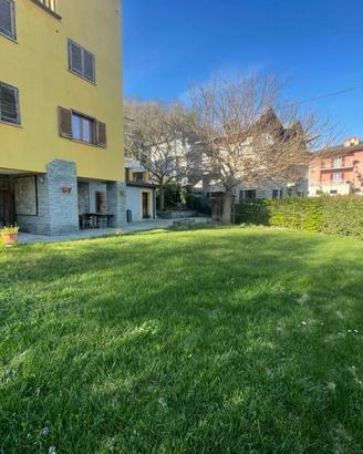Casa indipendente di 134 m² con più di 5 locali a 