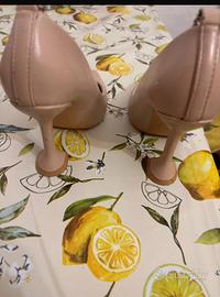 Scarpe con tacco