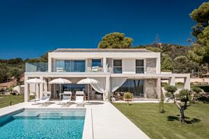 Prestigiosa villa panoramica