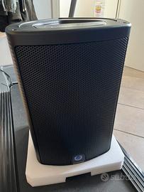 Cassa amplificata Turbosound Milan 600w Nuova
