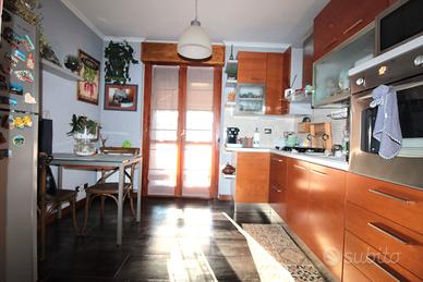 Ornago-villa a schiera con giardino