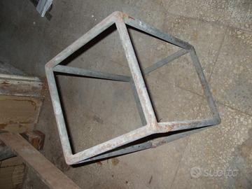 Cubo in ferro
