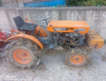 Kubota B5000