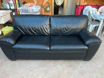 Divano in pelle vera