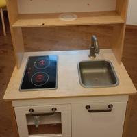 Cucina giocattolo