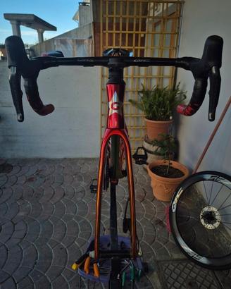 Guerciotti  taglia S con Ultegra 12v disc 
