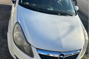 Opel corsa 2010