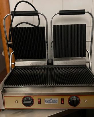 Piastra professionale per pannini a 230 Volt