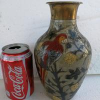Antico vecchio vaso Giapponese ottone