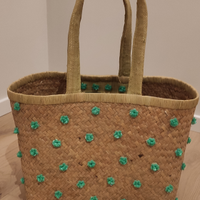 Borsa in paglia e paillettes