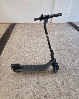 monopattino ninebot E plus II 