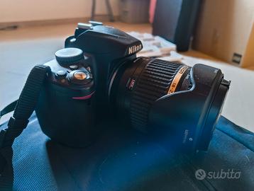 Macchina fotografica Nikon D3000