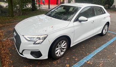 AUDI A3 Sportback 30 1.0 TFSI MHEV Business S-Tron