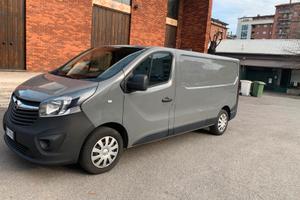 Molto bello per lavoro