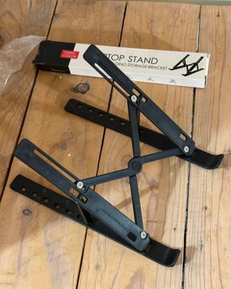 Supporto pieghevole e regolabile, ideale per table