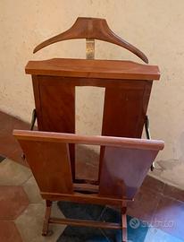 Indossatore appendiabiti da camera legno massello