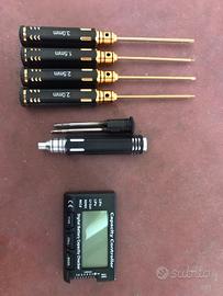 Attrezzi modellismo cacciaviti e tester lipo