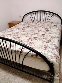 materasso con testata 