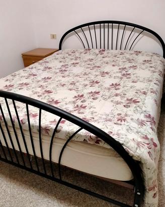 materasso con testata 