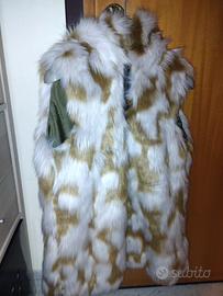 Smanicato lungo in pelliccia ecologica con zip.