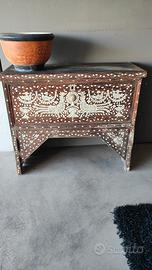 Cassettone marocchino intarsi madreperla