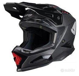 Casco cross UFO Echus in fibra  di carbonio