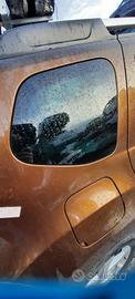 DACIA DUSTER 2012 - VETRO FISSO POSTERIORE DESTRO