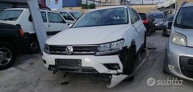 Ricambi VW Tiguan 2.0 D del 2017 motore DFG
