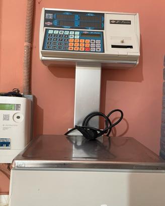 Bilancia elettronica con scontrino