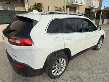 JEEP Cherokee 2.2 (4ªs. 14-18)