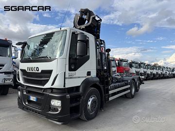 Iveco Stralis 360 gru caricatore Italev 130 Scarra