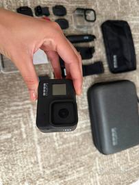 GoPro HERO8 Black + Kit accessori originale