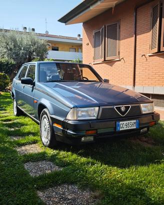 Alfa Romeo 75 Milano 2.5 V6 Quadrifoglio Oro 