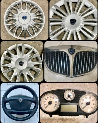 Copricerchi e qualche ricambio per Lancia Ypsilon 
