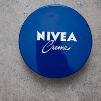 barattolo latta Nivea