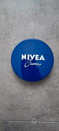 barattolo latta Nivea