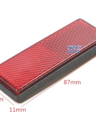 SET DI 2 CATADIOTTRI DI COLORE ROSSO