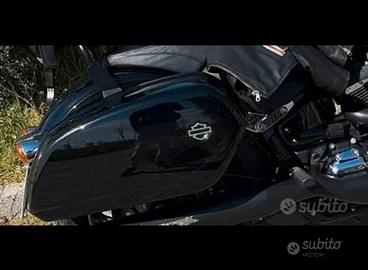 Borsa laterale rigida SX per Harley D. Sport Glide