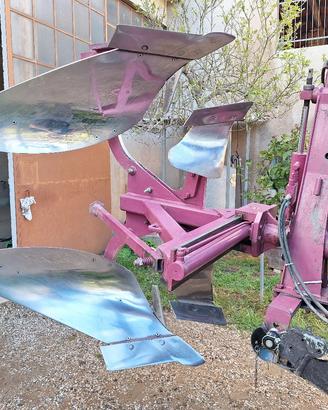 Aratro voltaorecchio DeFranceschi