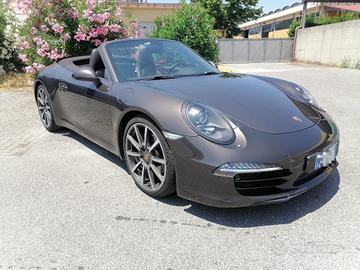 PORSCHE 991 Carrera Cabriolet Macadamia