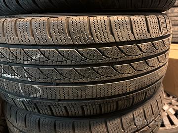 Pneumatici invernali 225/45 R17 94V