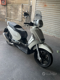 Aprilia Scarabeo 300 S