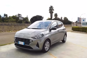 HYUNDAI i10 1.0 MPI Advanced