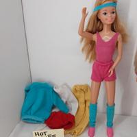 Barbie Skipper, Pink and pretty, teen talk,roller