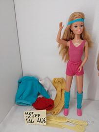 Barbie Skipper, Pink and pretty, teen talk,roller