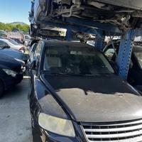 Ricambi muso portellone volkswagen touareg
