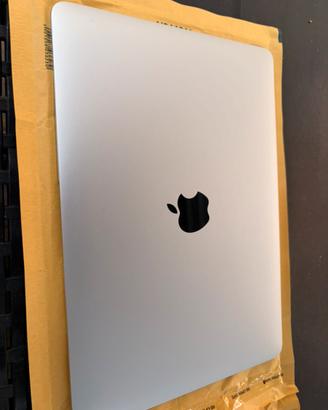 MacBook 12”