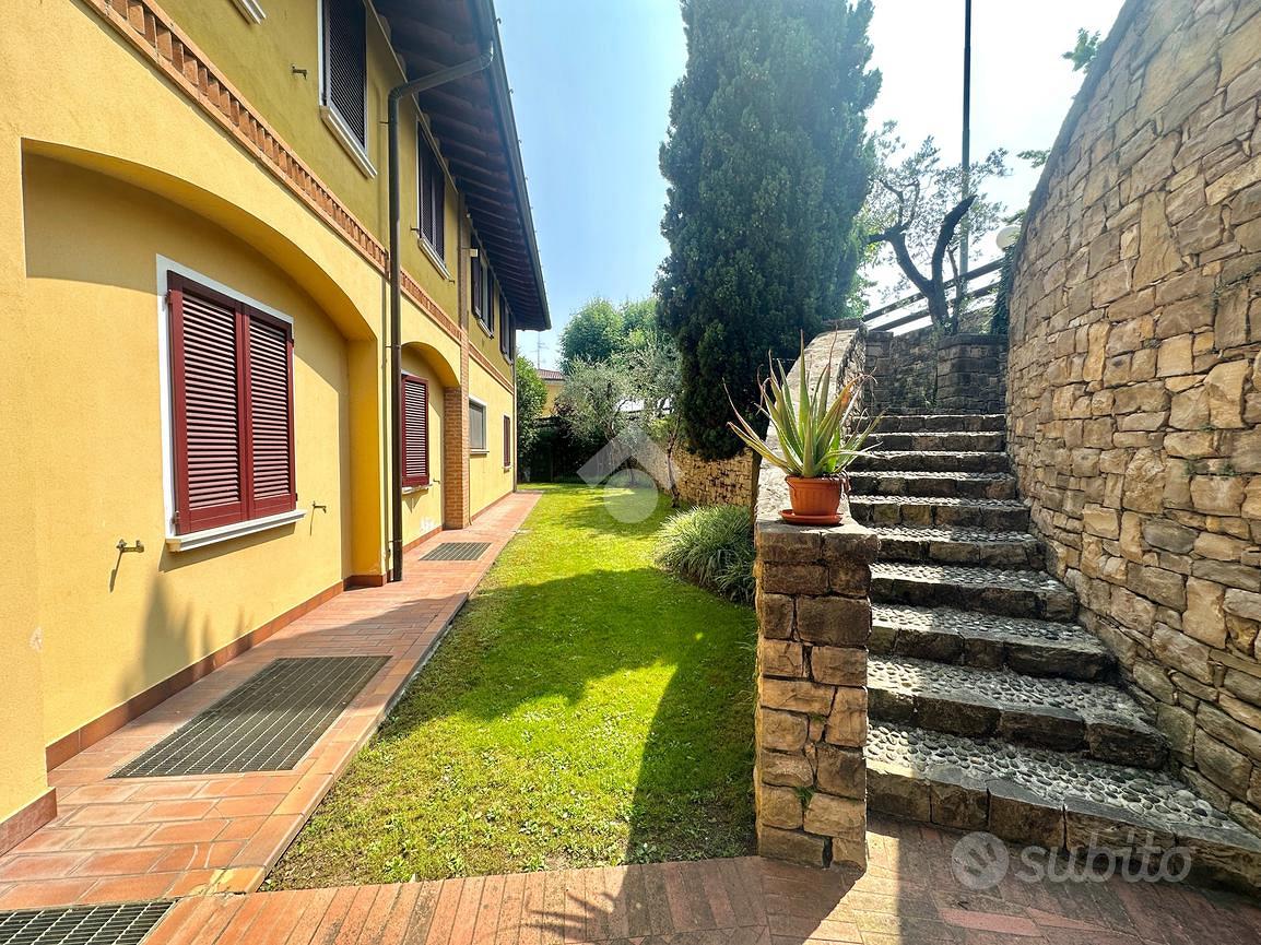3 LOCALI A CORTE FRANCA - Vista 4